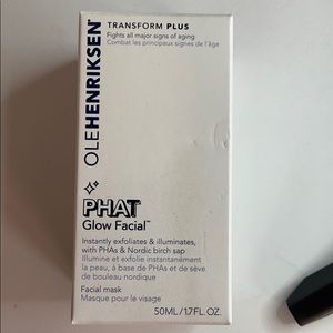 OleHenriksen PHAT GLOW Facial